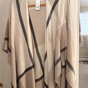 Three Dots Neutral Plaid Shawl